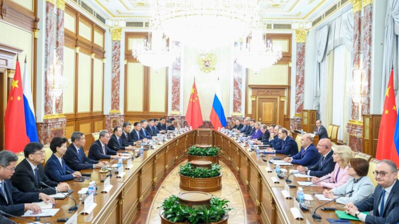 China___Russia_Boost_Economic_Ties___