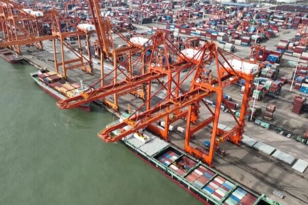 China & Vietnam Boost Economic Ties with Green Innovation ๐ฑ๐ China___Vietnam_Boost_Economic_Ties_with_Green_Innovation___