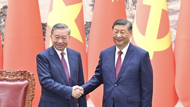 China___Vietnam_Boost_Ties____Leaders_Pledge_Shared_Future_Vision - 🌍NewspaperAmigo – Your Global News Buddy 🗞️ China___Vietnam_Boost_Ties____Leaders_Pledge_Shared_Future_Vision