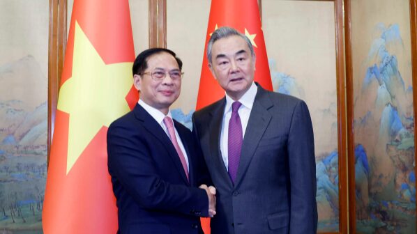 China___Vietnam_Boost_Ties_for_Shared_Future___ - 🌍NewspaperAmigo – Your Global News Buddy 🗞️ China___Vietnam_Boost_Ties_for_Shared_Future___
