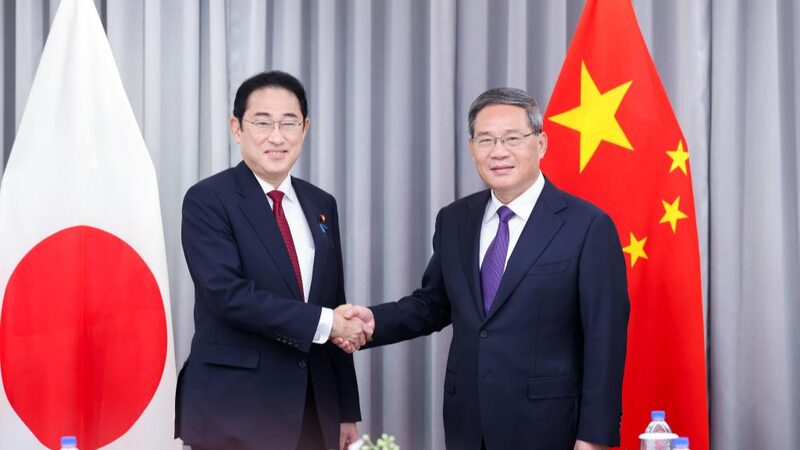 China_and_Japan_Agree_to_Boost_Economic_Dialogue_Amid_Regional_Summit__