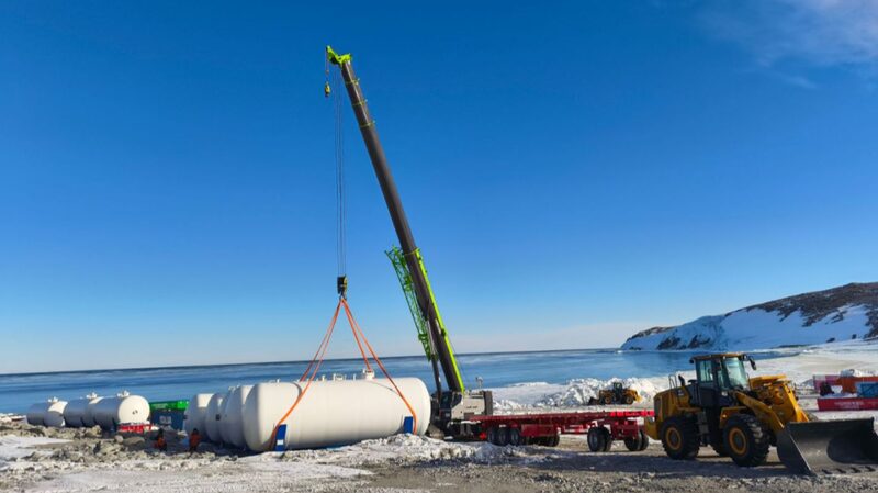 China_s_41st_Antarctic_Expedition_Team_Arrives_at_Qinling_Station