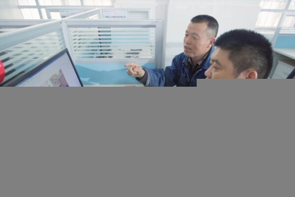 China’s Business Incubators Empower Migrant Workers 🏗️👨💼 China_s_Business_Incubators_Empower_Migrant_Workers_____ video poster