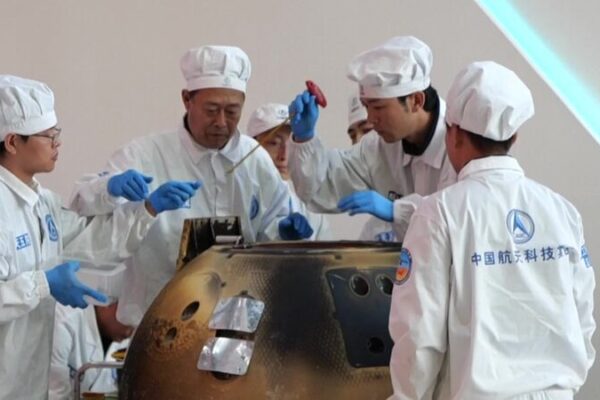 Chinaโs Changโe-6 Moon Mission Unlocks Lunar Mysteries ๐๐ China_s_Chang_e_6_Moon_Mission_Unlocks_Lunar_Mysteries___