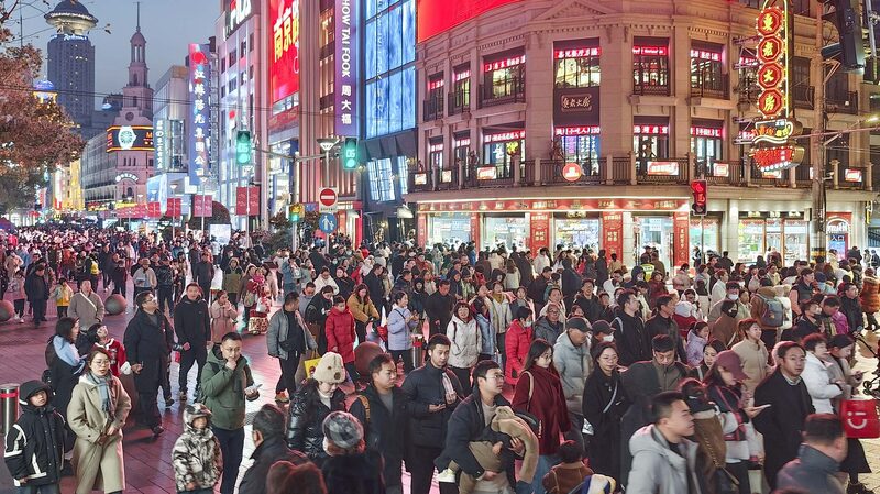 China_s_Consumer_Market_Set_for_Steady_Q1_Growth___