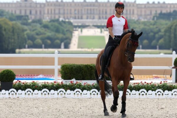 🇨🇳🏇 China’s Equestrian Stars Arrive in Versailles for Paris 2024 Olympics! 🌟 ____China_s_Equestrian_Stars_Arrive_in_Versailles_for_Paris_2024_Olympics___ video poster