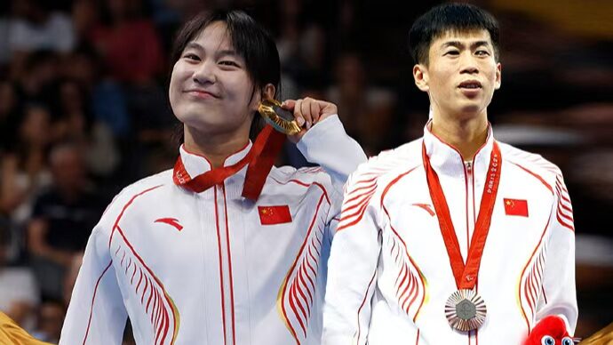 _China_s_Paralympic_Stars_Jiang___Di_to_Lead_Flag_at_2024_Closing_Ceremony