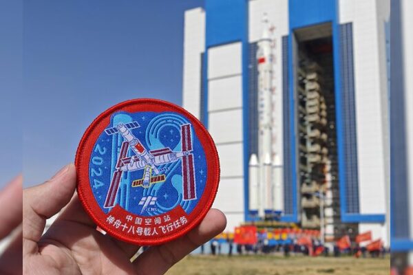 China’s Shenzhou-18 Crewed Mission Prepares for Historic April Launch 🚀 China_s_Shenzhou_18_Crewed_Mission_Prepares_for_Historic_April_Launch__