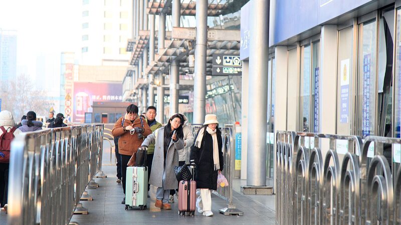 China_s_Spring_Festival_Travel_Rush_Set_to_Break_Records___