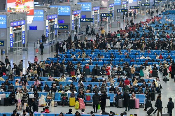 China_s_Vice_Premier_Ensures_Safe___Smooth_Spring_Festival_Travel___