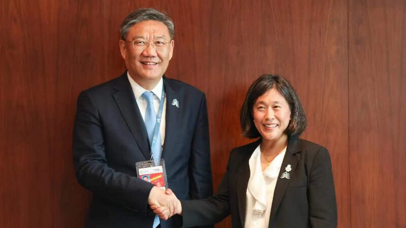 Chinese Commerce Minister Meets U.S. Trade Representative at WTO Conference ๐ค๐ Chinese_Commerce_Minister_Meets_U_S__Trade_Representative_at_WTO_Conference___