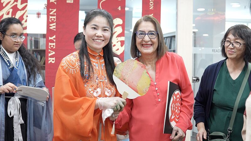 Chinese_Culture_Shines_in_Kuwait_with_Dance__Music___More_____poster - 🌍NewspaperAmigo – Your Global News Buddy 🗞️ Chinese_Culture_Shines_in_Kuwait_with_Dance__Music___More____ video poster