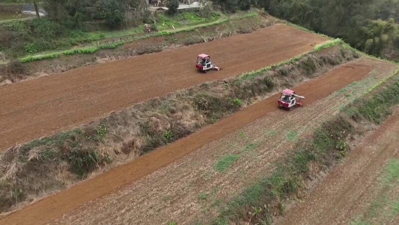 Chinese_Farmers_Gear_Up_for_Spring_Plowing_Season_to_Boost_Harvests_poster - 🌍NewspaperAmigo – Your Global News Buddy 🗞️ __Chinese_Farmers_Gear_Up_for_Spring_Plowing_Season_to_Boost_Harvests video poster