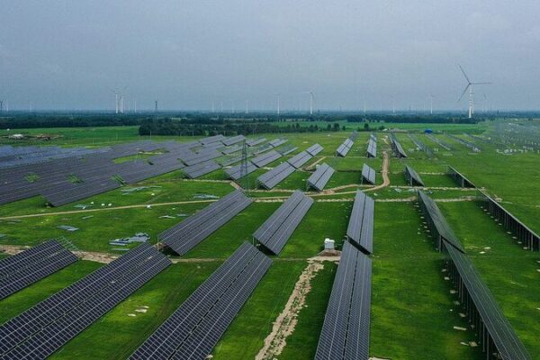 Clean Energy to Peak Fossil Fuels by 2030, Says IEA π±π Clean_Energy_to_Peak_Fossil_Fuels_by_2030__Says_IEA___