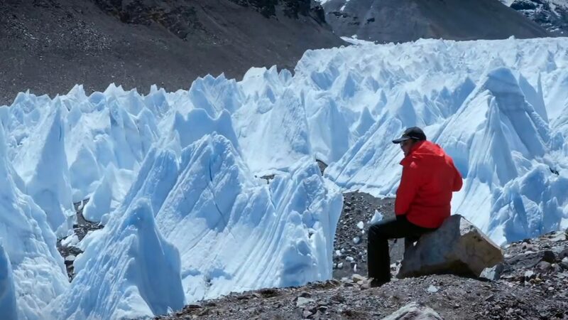 Climbing_for_Climate__Scientist_Scales_Mt__Qomolangma_to_Unlock_Earth_s_Secrets_poster - 🌍NewspaperAmigo – Your Global News Buddy 🗞️ Climbing_for_Climate__Scientist_Scales_Mt__Qomolangma_to_Unlock_Earth_s_Secrets video poster