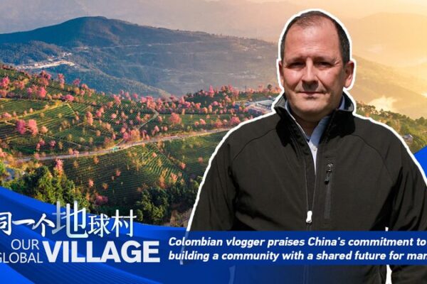 🇨🇳🌍 Colombian Vlogger Praises China’s Global Vision for Unity ____Colombian_Vlogger_Praises_China_s_Global_Vision_for_Unity video poster