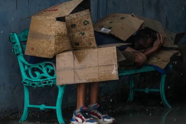 Cuba Faces Crisis as Hurricane Rafael Wreaks Havoc 🌪️💡 Cuba_Faces_Crisis_as_Hurricane_Rafael_Wreaks_Havoc____
