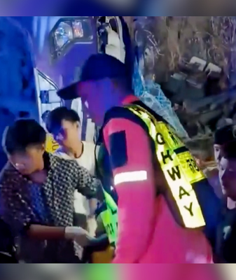 Deadly Thailand Bus Crash Kills 17, Injures 40 🌏🚌 Deadly_Thailand_Bus_Crash_Kills_17__Injures_40___ video poster