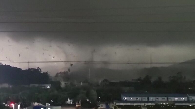 Deadly_Tornado_Strikes_Guangzhou__5_Dead__33_Injured___ video poster