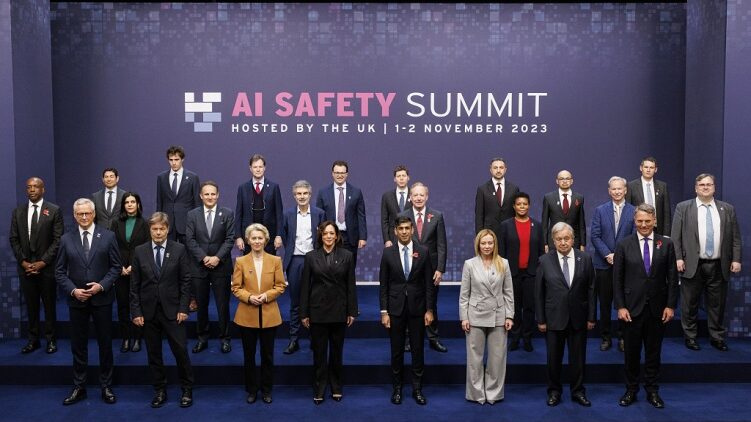 Decoding_AI__Risks__Progress___Global_Impact___ - 🌍NewspaperAmigo – Your Global News Buddy 🗞️ Decoding_AI__Risks__Progress___Global_Impact___