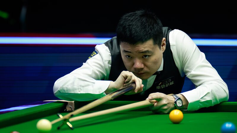 Ding_Junhui_Crushes_Joe_Perry_in_WST_World_Open___