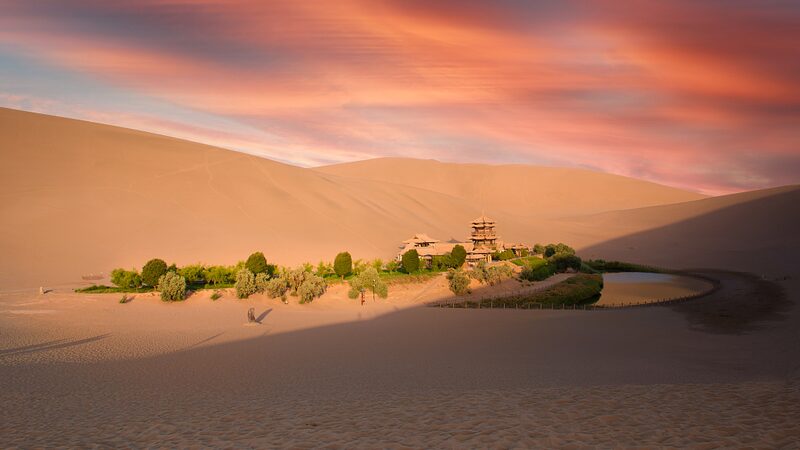 Discover the Enchanting Crescent Lake at Dunhuang’s Silk Road Expo 🌊🏜️ Discover_the_Enchanting_Crescent_Lake_at_Dunhuang_s_Silk_Road_Expo____ video poster