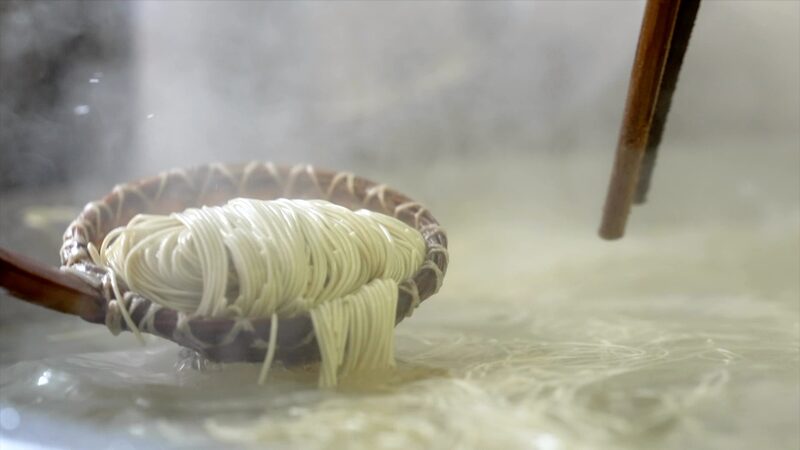 Dive_Into_a_Delicious_Suzhou_Noodle_Breakfast____ video poster