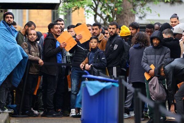 EU Asylum Applications Drop in 2024, Germany Sees Steep 30% Decline EU_Asylum_Applications_Drop_in_2024__Germany_Sees_Steep_30__Decline