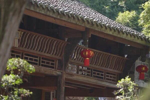 Eco-Chic Oasis: Ancient Materials Reborn in Sichuan’s Unique Home 🌿🏡✨ Eco_Chic_Oasis__Ancient_Materials_Reborn_in_Sichuan_s_Unique_Home____ video poster