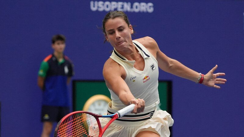Emma_Navarro_Shocks_Coco_Gauff_at_U_S__Open_Fourth_Round___