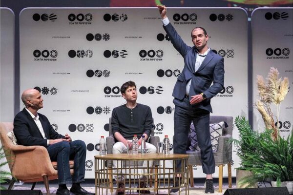 Ex-OpenAI Chief Launches Safe AI Venture 🚀 Ex_OpenAI_Chief_Launches_Safe_AI_Venture__