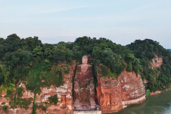 Explore_Leshan_s_Giant_Buddha__A_1300_Year_Old_Marvel___ video poster