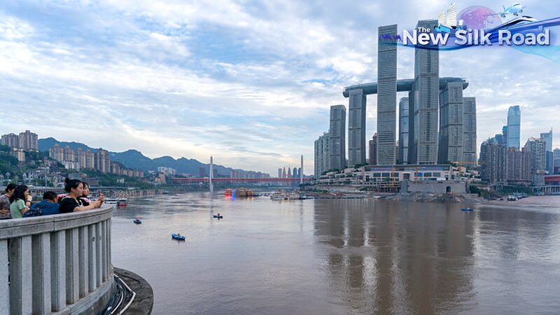 Exploring_Chongqing__The_Majestic_Chaotianmen_Port_and_Skyline____poster - 🌍NewspaperAmigo – Your Global News Buddy 🗞️ Exploring_Chongqing__The_Majestic_Chaotianmen_Port_and_Skyline___ video poster