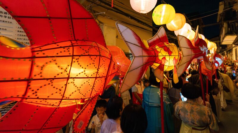 Foshan_Lights_Up_for_Daliang_Fish_Lantern_Festival____
