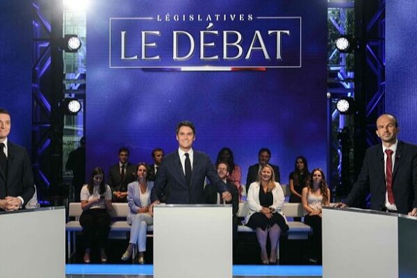 🇫🇷 French Election Showdown: Economy & Cost of Living Take Center Stage ___French_Election_Showdown__Economy___Cost_of_Living_Take_Center_Stage