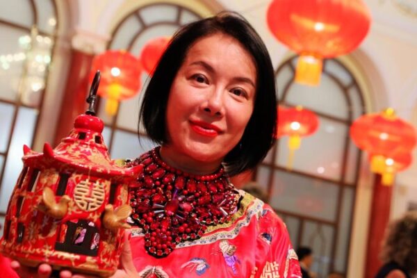 From Ballet Stardom to ‘Double Happiness’: Wang Yanping’s Unique Collection Journey From_Ballet_Stardom_to__Double_Happiness___Wang_Yanping_s_Unique_Collection_Journey video poster