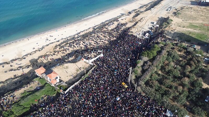 Gaza_Ceasefire_Tensions__Displaced_Families_Await_Return_Home