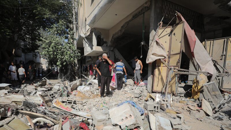 Gaza_Crisis_Deepens_on_World_Humanitarian_Day____poster - 🌍NewspaperAmigo – Your Global News Buddy 🗞️ Gaza_Crisis_Deepens_on_World_Humanitarian_Day___ video poster