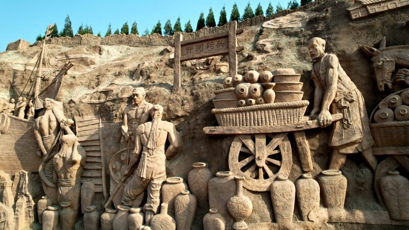 Giant_Mountain_Mural_Brings_Ancient_Chinese_Kiln_Heritage_to_Life____ - 🌍NewspaperAmigo – Your Global News Buddy 🗞️ Giant_Mountain_Mural_Brings_Ancient_Chinese_Kiln_Heritage_to_Life____