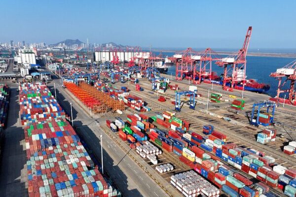 Global South vs Trade Wars: Turning the Tables on US Tariffs ππͺ Global_South_vs_Trade_Wars__Turning_the_Tables_on_US_Tariffs___