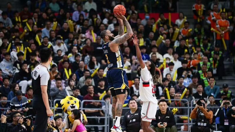 Guangdong_Dominates_Guangzhou_in_CBA_Showdown___ - 🌍NewspaperAmigo – Your Global News Buddy 🗞️ Guangdong_Dominates_Guangzhou_in_CBA_Showdown___