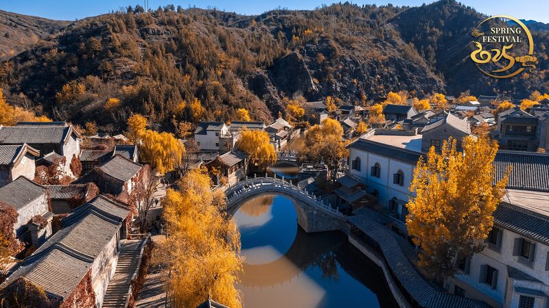 __Gubei_Water_Town_Lights_Up_Lunar_New_Year_with_Tradition___Tech___