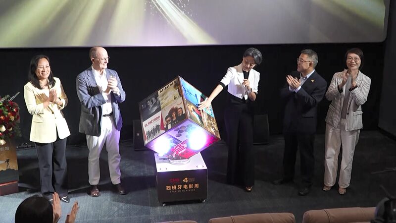 Hainan_Film_Fest_Spotlights_Global_Cinema___African_Fashion____