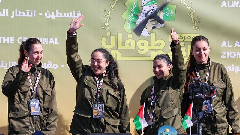Hamas_Releases_Second_Group_of_Israeli_Hostages_in_Gaza_Ceasefire_Deal____ - 🌍NewspaperAmigo – Your Global News Buddy 🗞️ Hamas_Releases_Second_Group_of_Israeli_Hostages_in_Gaza_Ceasefire_Deal____