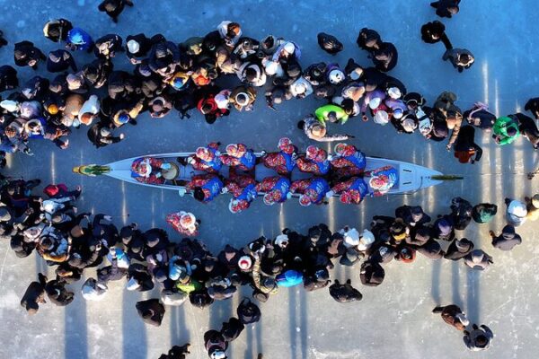 Harbin Hosts Ice Dragon Boat Tug-of-War! 🐉❄️ Harbin_Hosts_Ice_Dragon_Boat_Tug_of_War_____