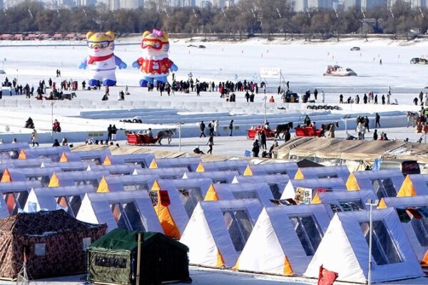 Harbin Launches Cozy Glamping Zone for Winter Tourists ❄️🏕️ Harbin_Launches_Cozy_Glamping_Zone_for_Winter_Tourists_____