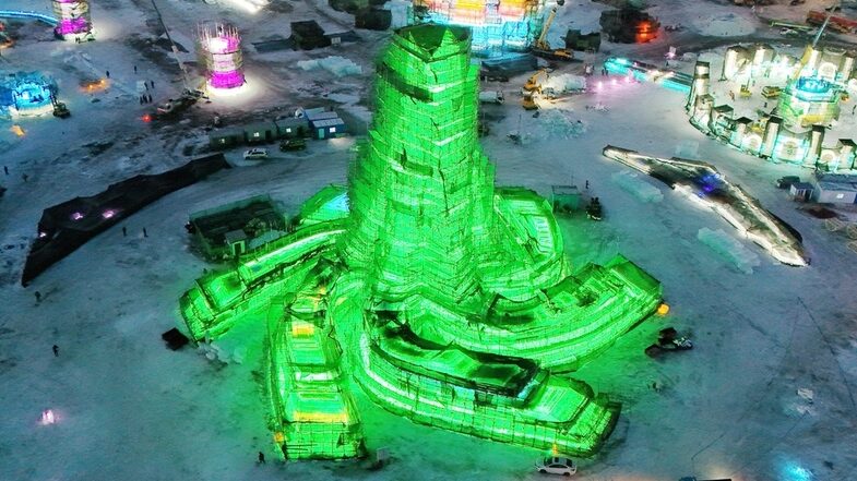 Harbin Unveils Stunning Dragon-Themed Ice Tower for 2024’s Year of the Dragon 🐉❄️ Harbin_Unveils_Stunning_Dragon_Themed_Ice_Tower_for_2024_s_Year_of_the_Dragon____