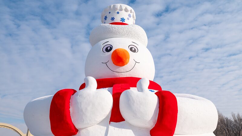 Harbin_s_Giant_Snowman_Welcomes_Global_Tourists_with_a_Thumbs_Up____ - 🌍NewspaperAmigo – Your Global News Buddy 🗞️ Harbin_s_Giant_Snowman_Welcomes_Global_Tourists_with_a_Thumbs_Up____