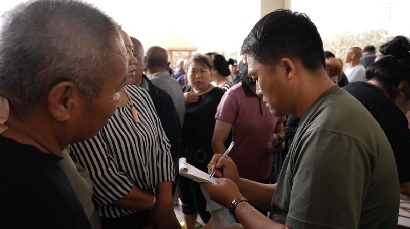 Heavy_Rains_Evacuate_40_000_in_Wuchang_City_s_Temporary_Resettlement_Site____ video poster