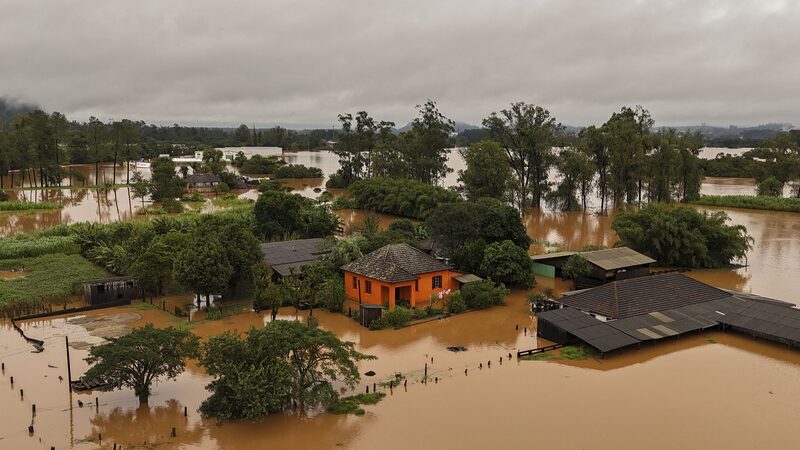 Heavy_Rains_in_Southern_Brazil_Claim_39_Lives__68_Still_Missing____